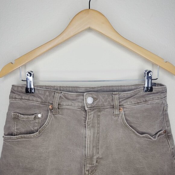 PICK 3 FOR $20 H&M &Denim Mom Shorts High Rise Light Brown Denim Jean Size 10 - Picture 4 of 6